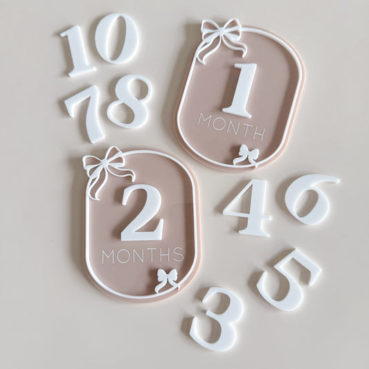 Bow Oval Interchangeable Milestone Set