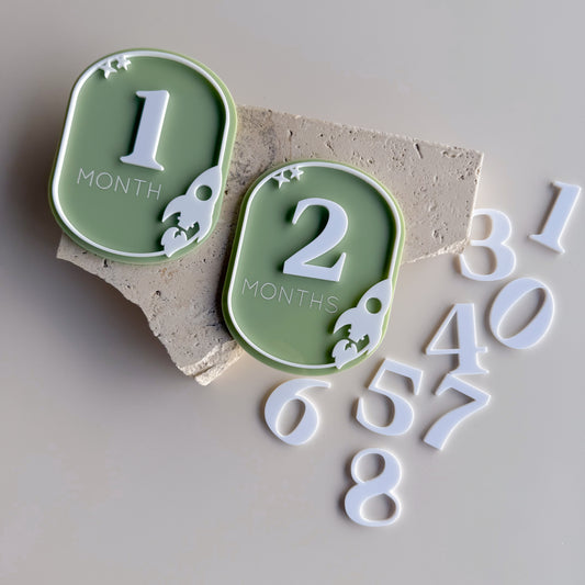 Rocketship Oval Interchangeable Milestone Set