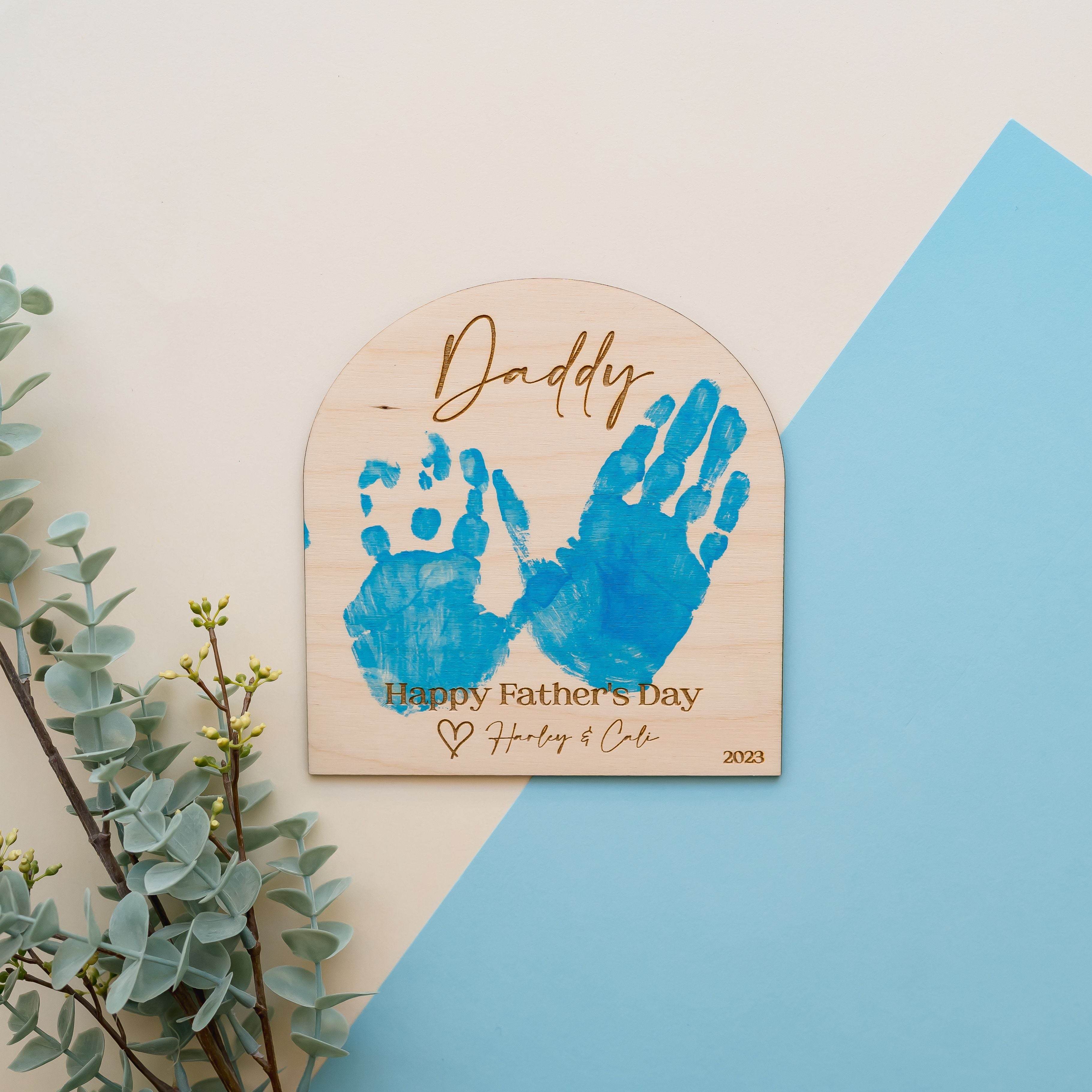 Dad Arch Father's Day Hands Down Plaque Arch – Studio 26 Laser Designs